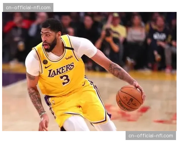 三分射程扩展改变防守格局,logo shot迫使半场扩大防守范围 三分射程扩展改变防守格局,logo shot迫使半场扩大防守范围